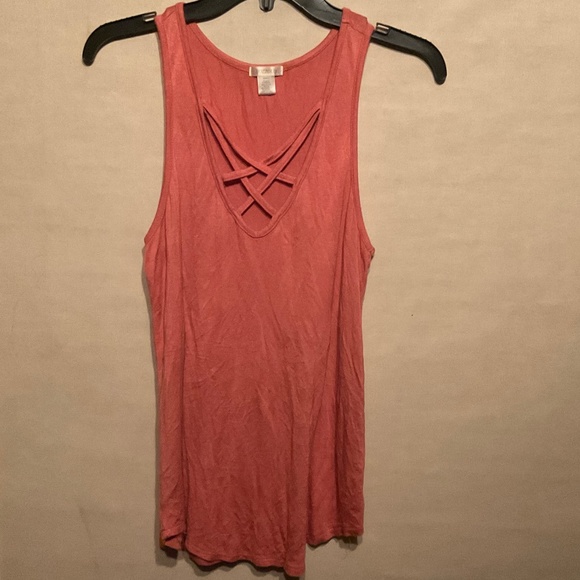 Sleeveless tank top, Bozzolo Brand, size Small, Color Salmon - Picture 1 of 2